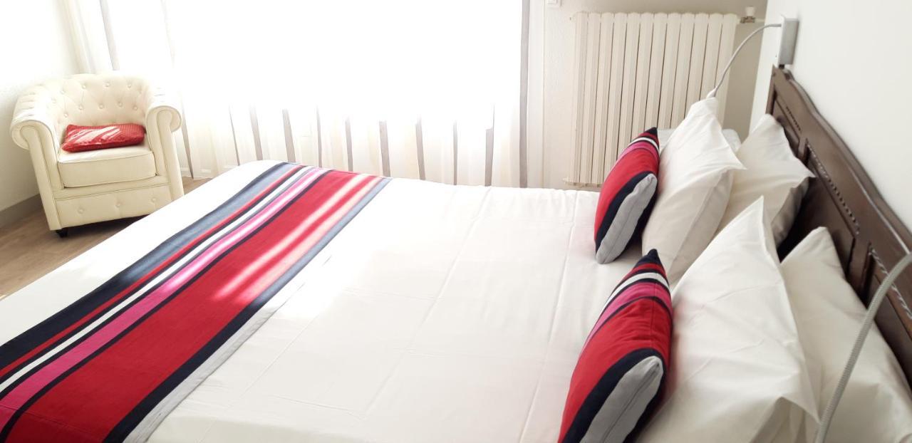 Uhainak Hotel 3*